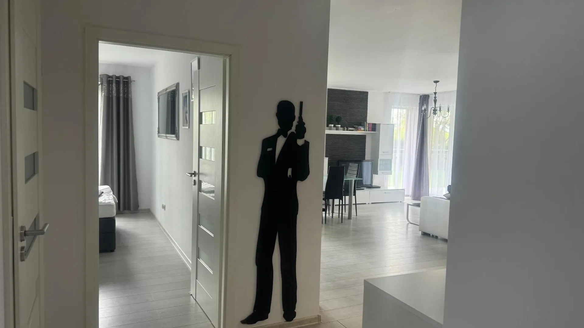 Seaside Bond 007 Apartment Kolobrzeg